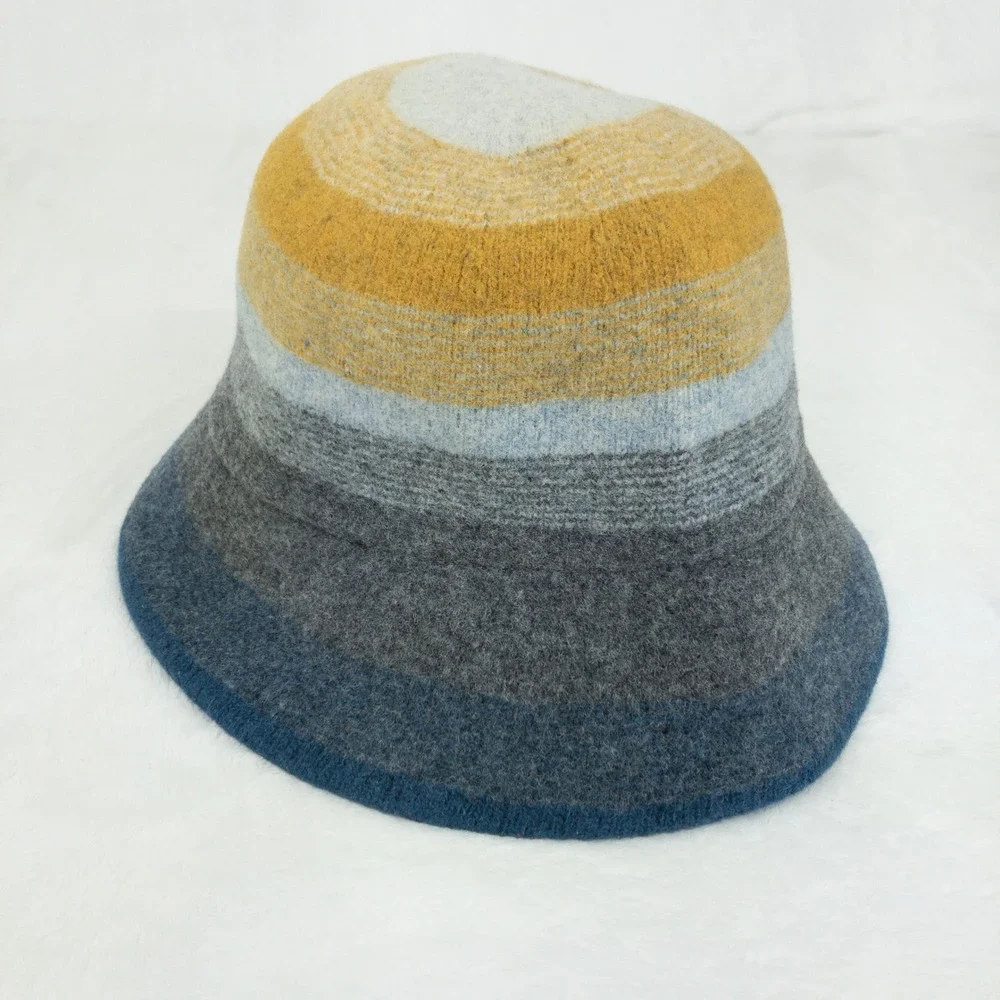 Duluth Trading Co Bucket Hat Womens Large Blue Striped Wool Blend Winter Warm